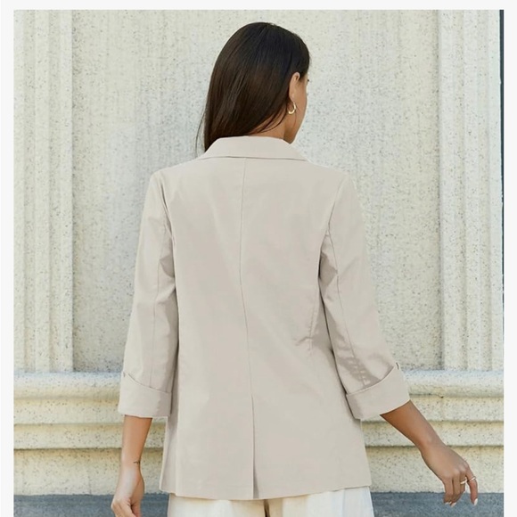 NWT Women’s beige linen blazer (M) - Picture 2 of 3